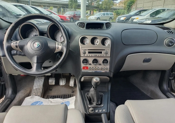 Alfa Romeo Crosswagon cena 10900 przebieg: 156000, rok produkcji 2005 z Szadek małe 191